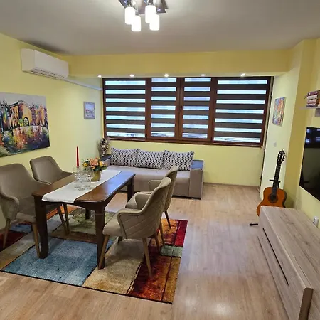 Apartment Eti's - Location & Free Garage *