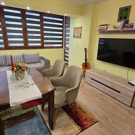 Eti's - Location & Free Garage * Weliko Tarnowo