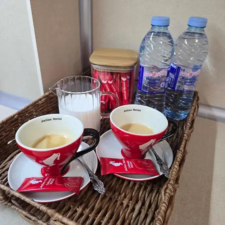 Eti's - Location & Free Garage * Weliko Tarnowo