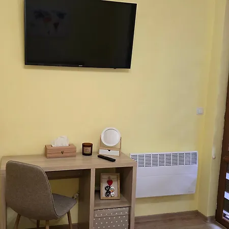 Eti's - Location & Free Garage * Weliko Tarnowo