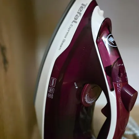 Eti's - Location & Free Garage Apartment Weliko Tarnowo