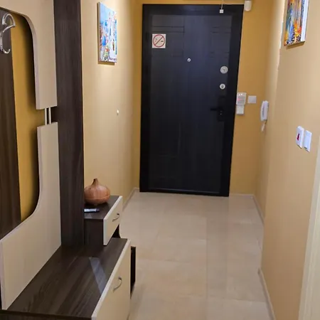 Apartment Eti's - Location & Free Garage Weliko Tarnowo