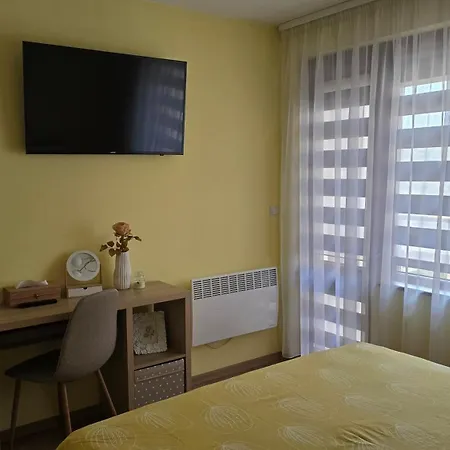 Eti's - Location & Free Garage Lejlighed Veliko Tarnovo