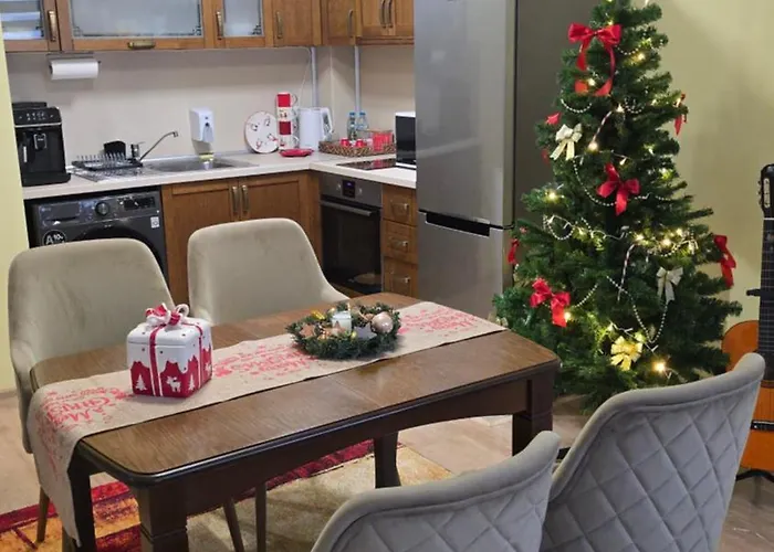 Eti's - Location & Free Garage Lejlighed *